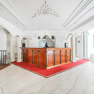 Self-check-in Adlon Hotell