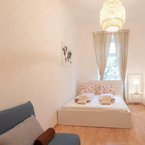Living - Schnirchgasse Apartment