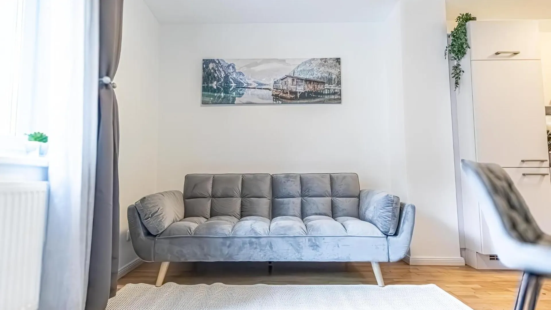 9-Min To City Center, Comfy 1Br And 1Lr With Balcony Vienna 0*,