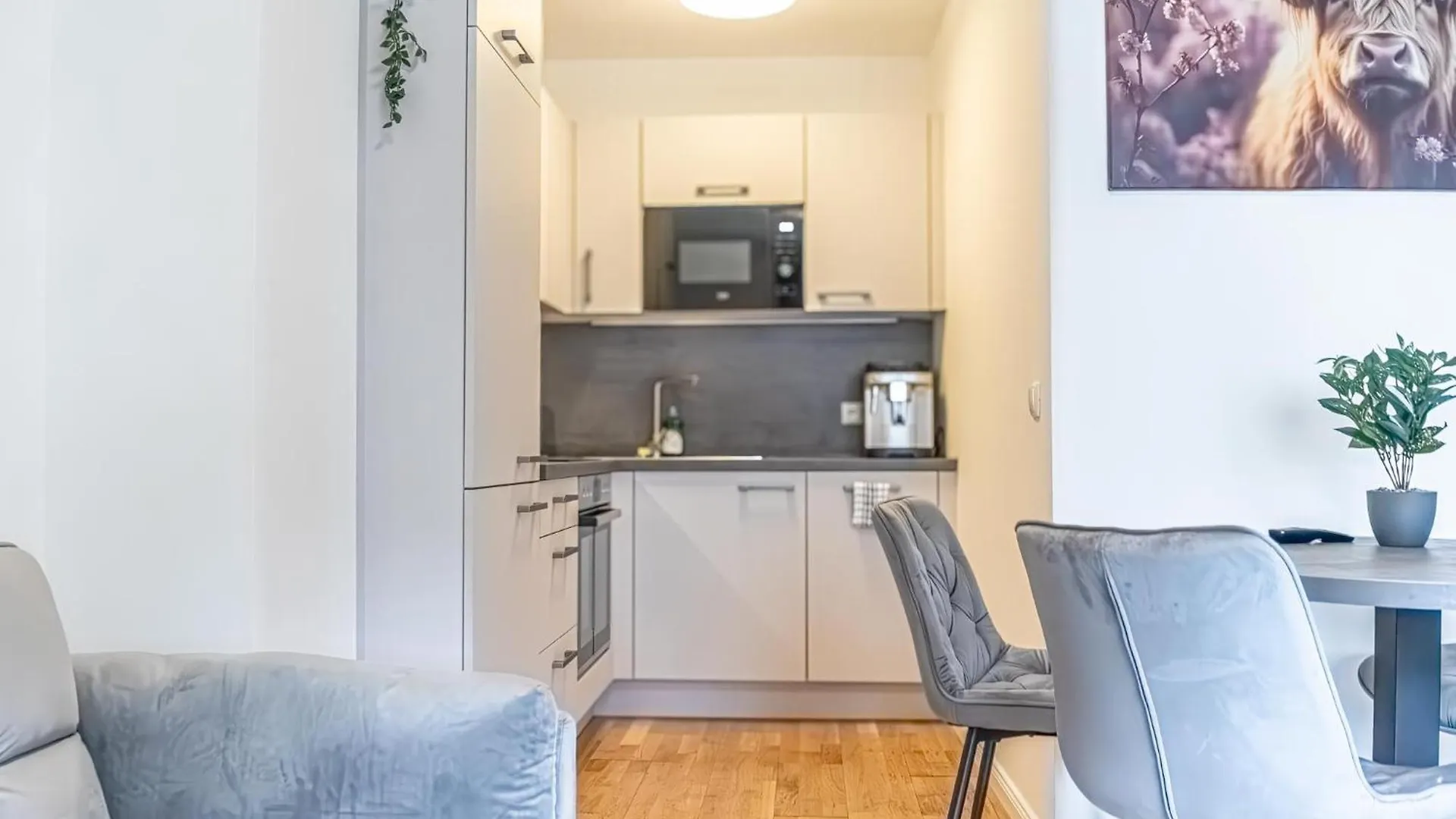 Apartment 9-Min To City Center, Comfy 1Br And 1Lr With Balcony Vienna