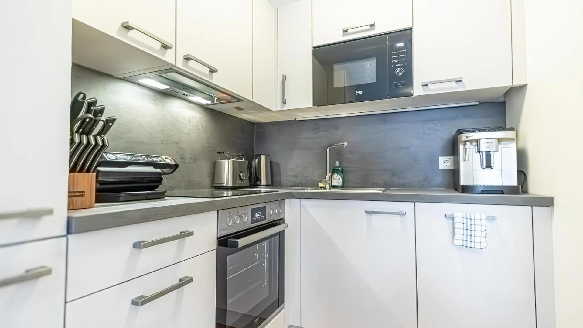 Apartment 9-Min To City Center, Comfy 1Br And 1Lr With Balcony Vienna Austria